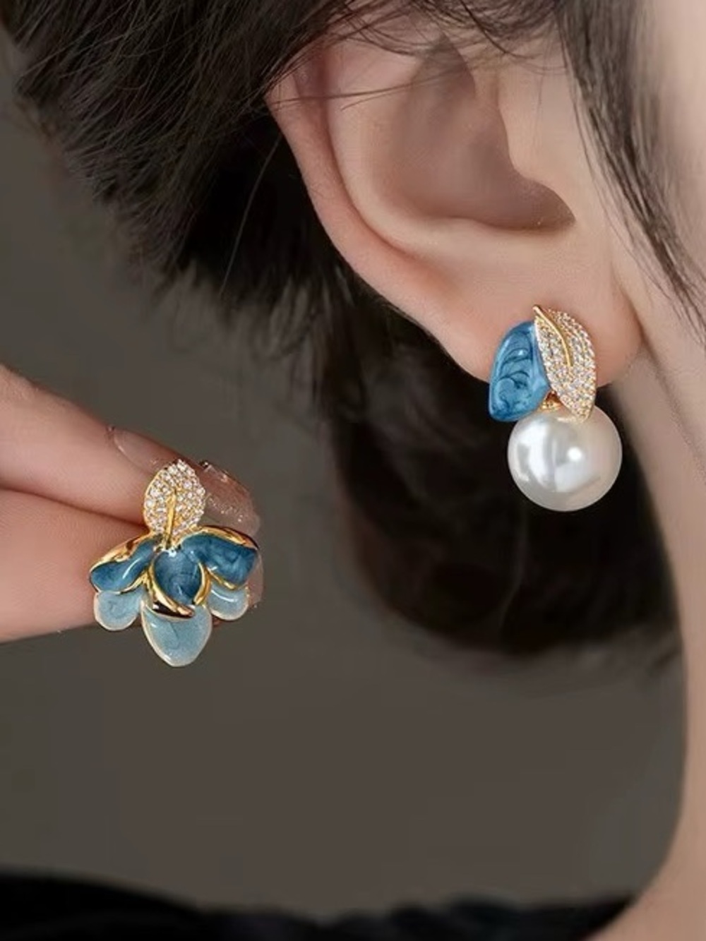 **High Quality Gold-Tone Blue Enamel Floral Pearl Drop Earrings